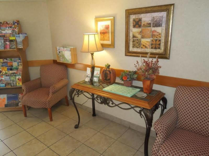 Baymont By Wyndham Essex Burlington Area Otel Dış mekan fotoğraf
