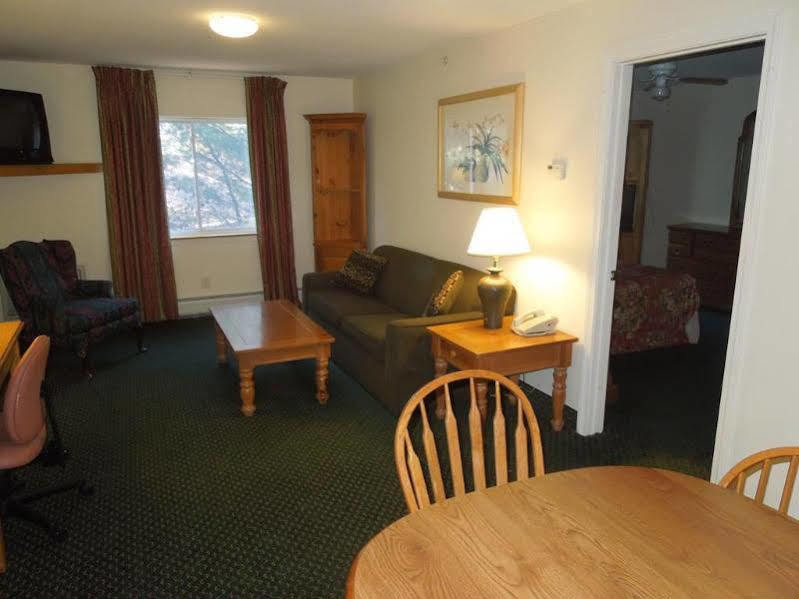 Baymont By Wyndham Essex Burlington Area Otel Dış mekan fotoğraf