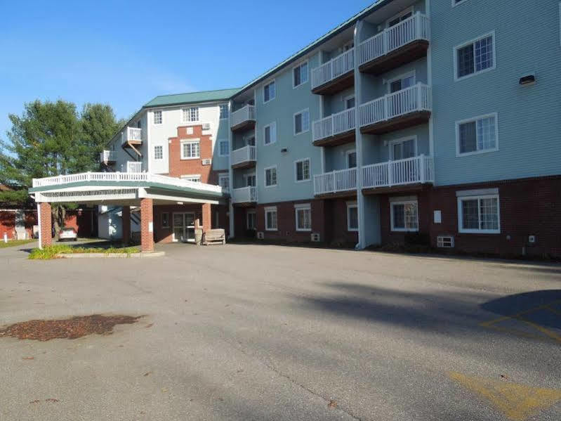 Baymont By Wyndham Essex Burlington Area Otel Dış mekan fotoğraf
