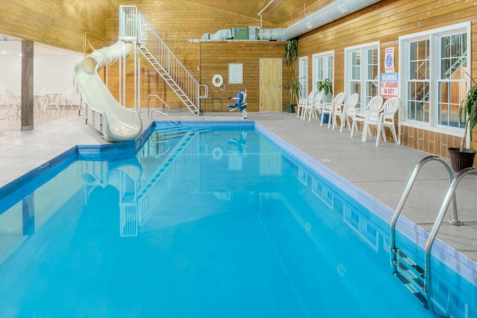 Baymont By Wyndham Essex Burlington Area Otel Dış mekan fotoğraf